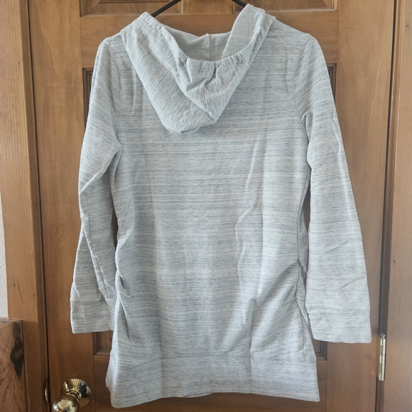 Liz Lange Maternity Women's Hooded Sweatshirt - Picture 5 of 5